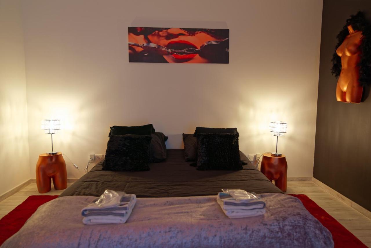 Suite Les Folies Douces & Spa By Nancyintimelounge Exterior photo